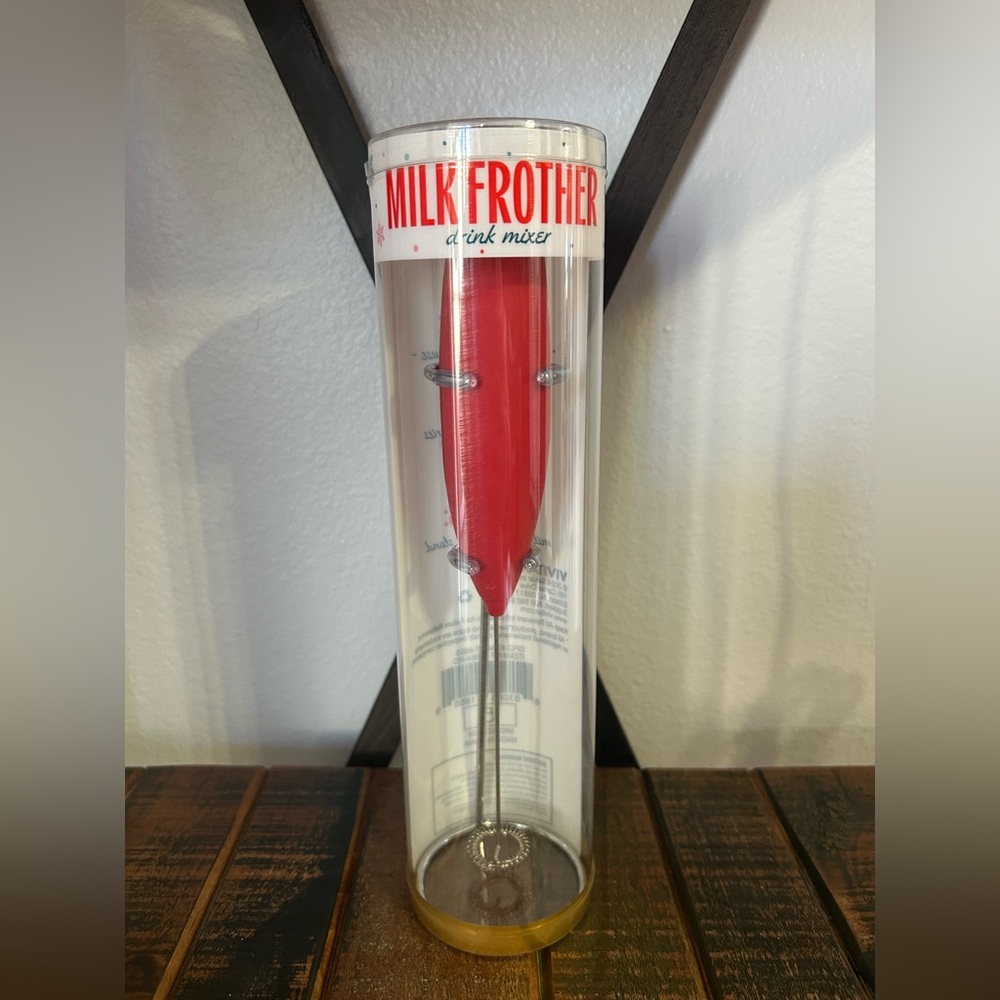 Target Bullseye Playground Milk Frother And Drink Mixer Red With Wire Stand NEW